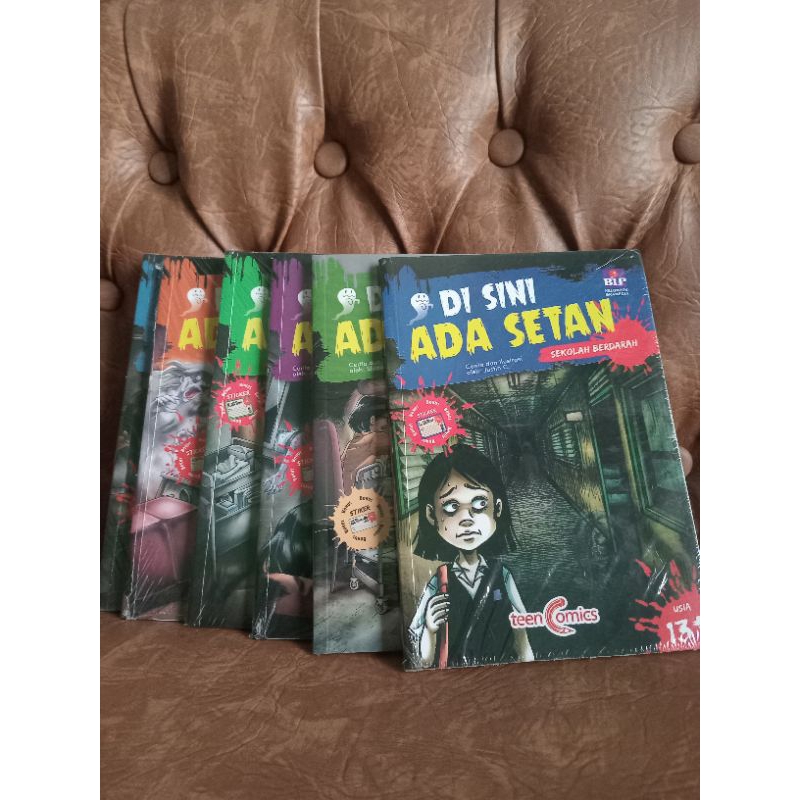 komik Di Sini Ada Setan