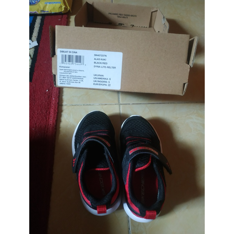 Prelove Sepatu Skechers