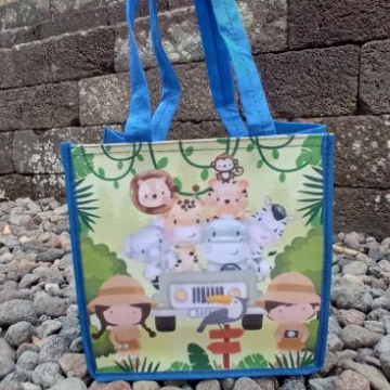 

READY GOODIEBAG TAS ULANG TAHUN/SOUVENIR KARAKTER COWOK SIZE KFC DAN BENTO