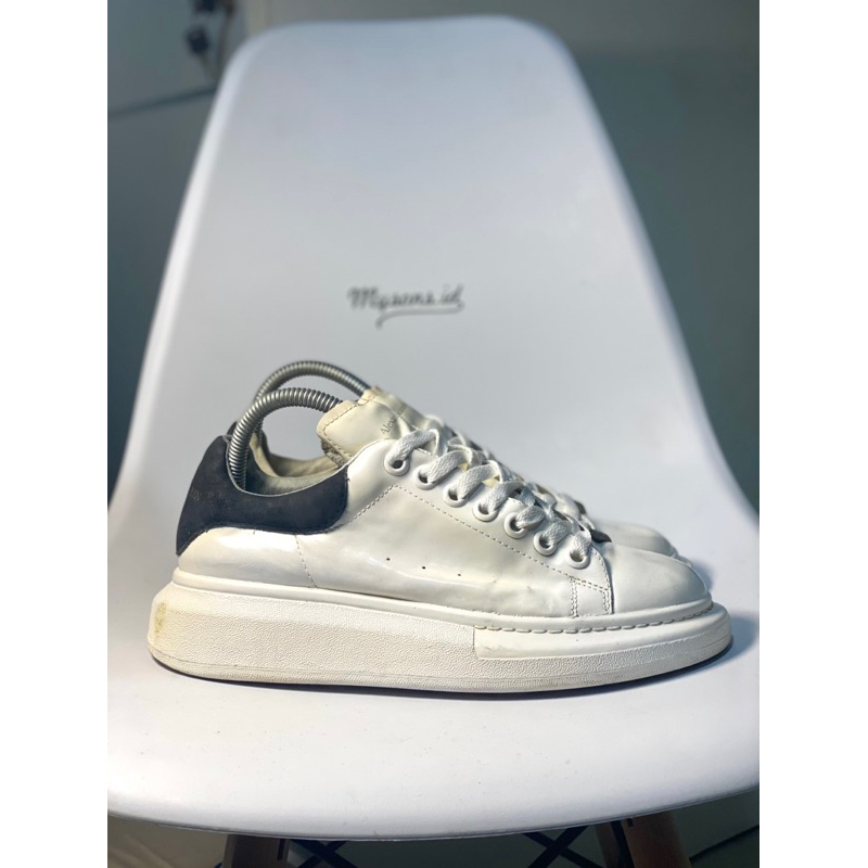 ALEXANDER MCQUEEN BLACK WHITE SECOND ORIGINAL SIZE 39 // 24,5 CM