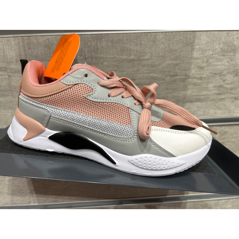 Sepatu wanita nevada sport