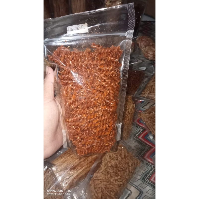 

MAKARONI SPIRAL MACARONI SPIRAL RASA PEDAS DAN ORIGINAL 250 Gram