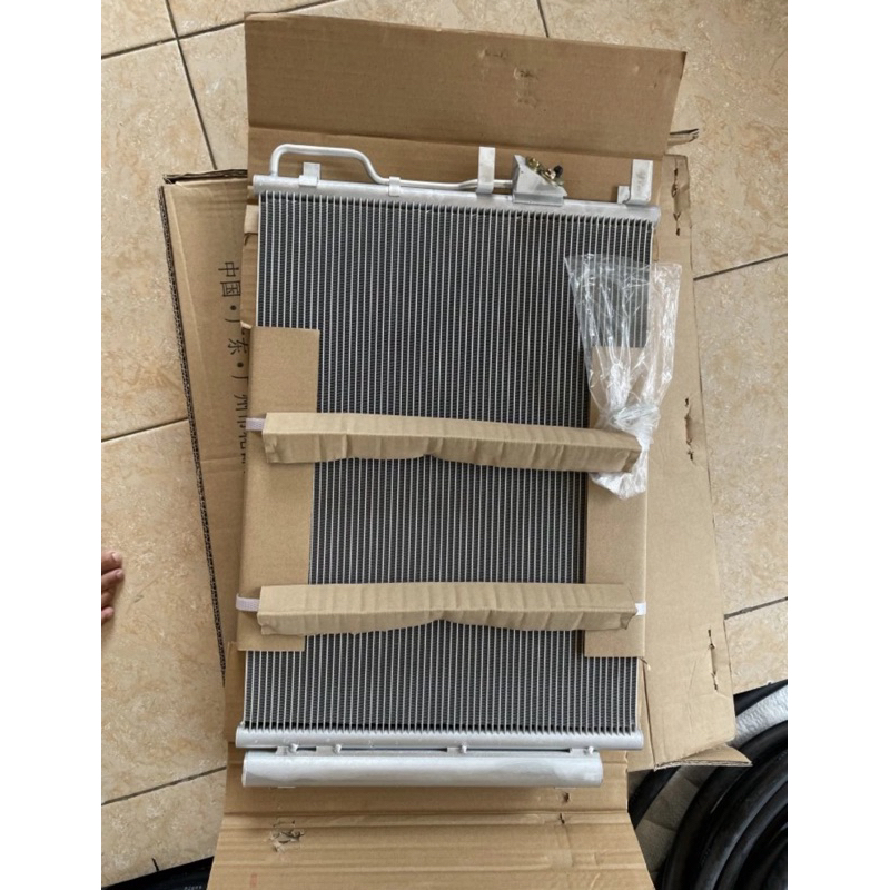 Condensor Kondensor Santafee 2015 / Tucson Diesel 2015 merk HBS