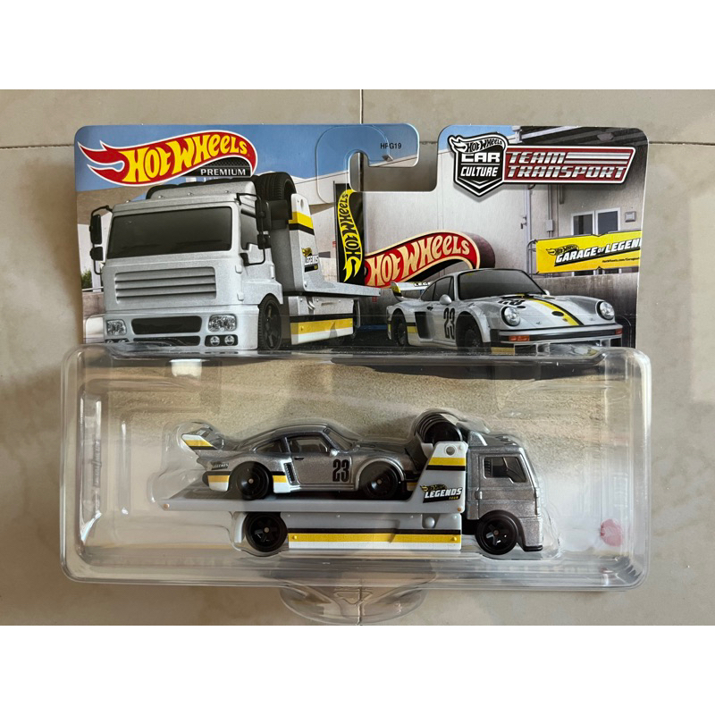 Hot Wheels Porsche TT Team Transport Legend Tour