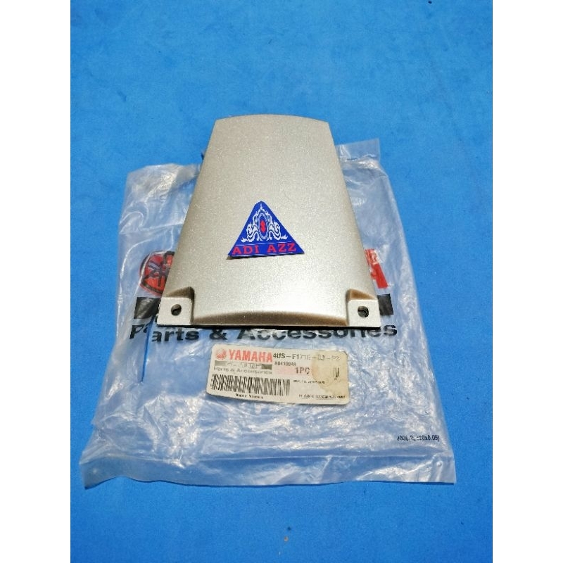 pad pet cover tail sambungan body bodi belakang silver lgm3 4US fizr f1zr vega r original yamaha