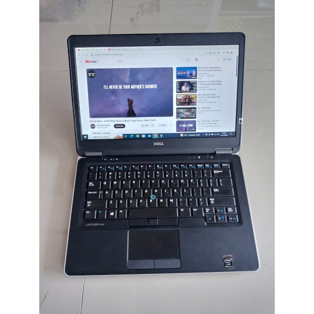 Laptop dell latitude e7440 seri slim Intel core i7-4600U  Ram 8gb Ssd 240gb Layar 14inc slim Batre e
