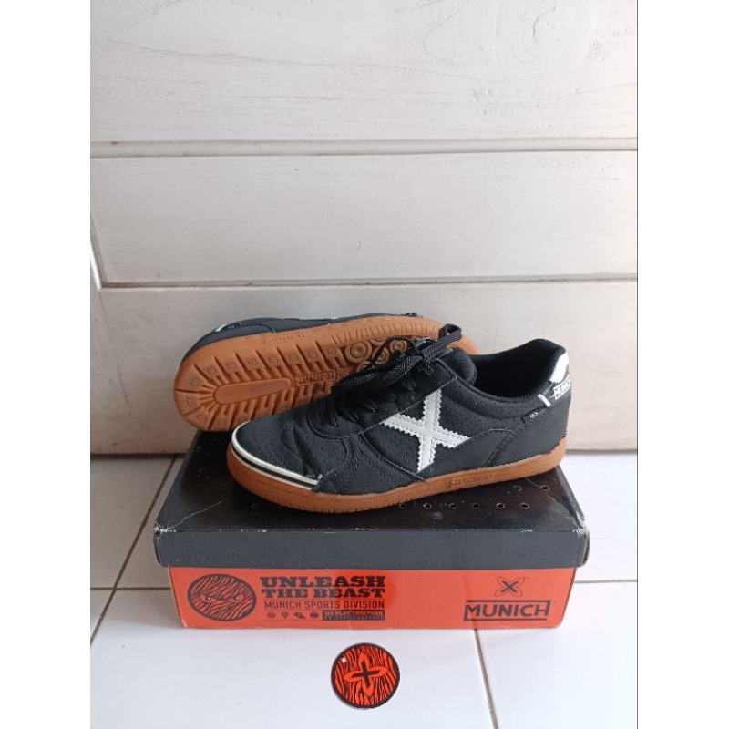 Sepatu x munich g3 profit second
