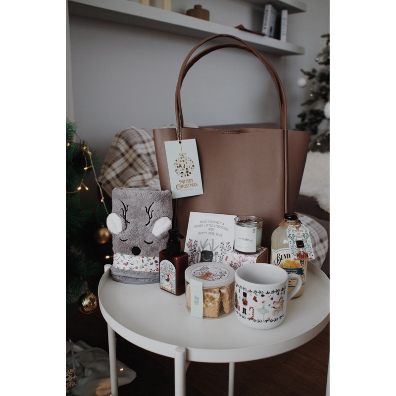 

Pimm Package | Chirstmas Hampers Natal | Hadiah Natal | Bingkisan Natal | Kado Natal