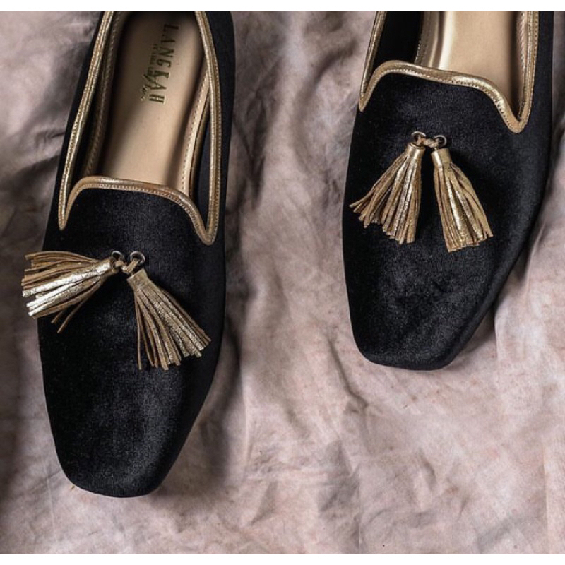 LANGKAH BY LINA LEE MAN