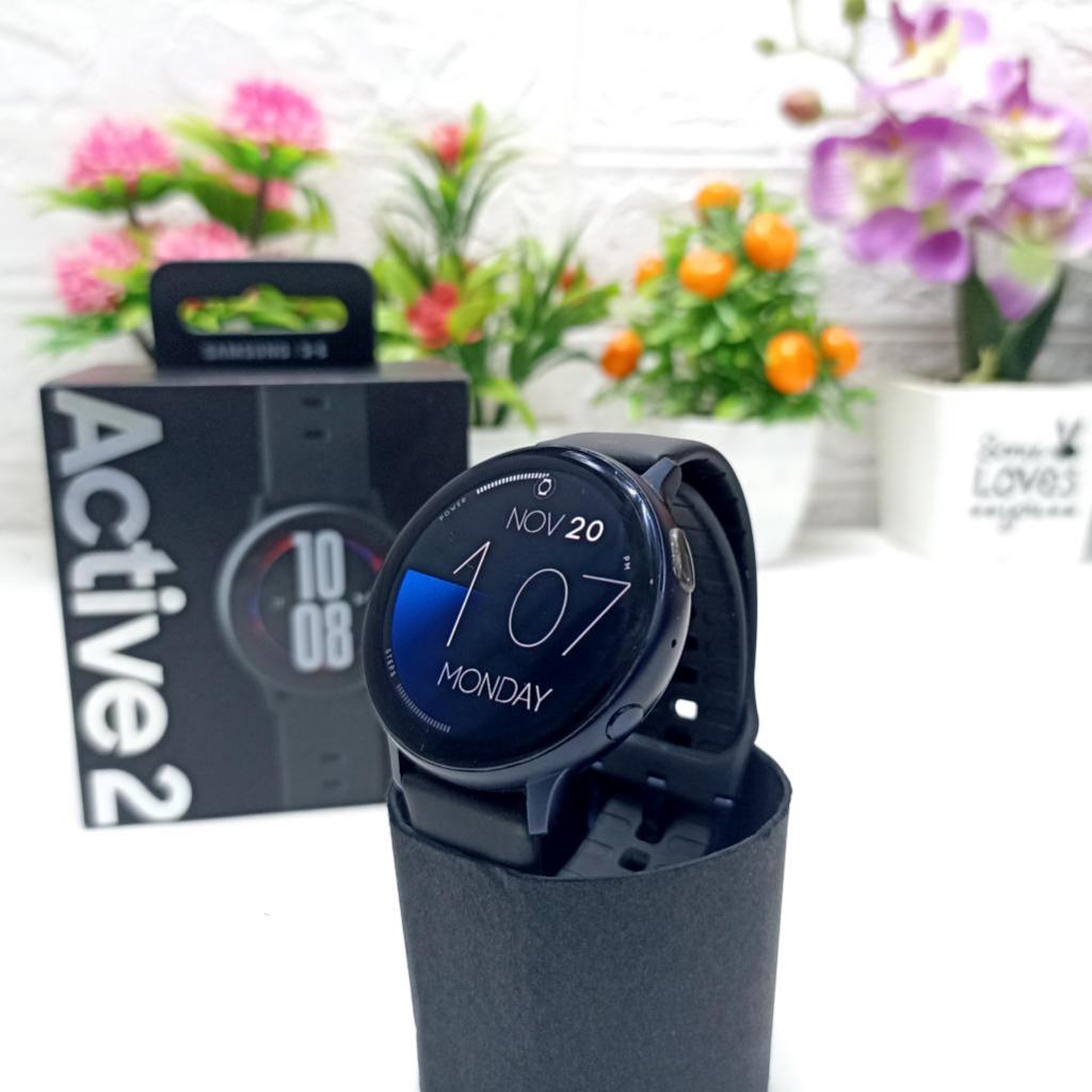 Samsung Galaxy Watch Active 2 44mm collab under armour