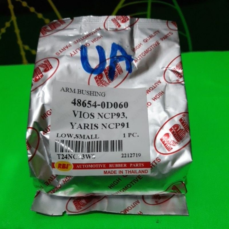 karet busing arm roda depan  KECIL newvios yaris limo