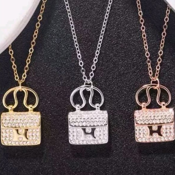 KALUNG TITANIUM LIONTIN TAS H PREMIUM KALUNG TITANIUM FASHION WANITA KOREA TERBARU VIRAL