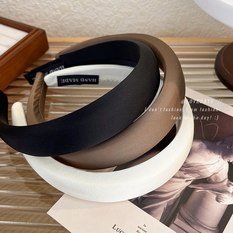 BANDO KAIN SATIN HITAM COKLAT PUTIH BUSA TEBAL WARNA POLOS LEBAR SILK LEMBUT BENDO PESTA GLAMOR MEWAH BANDANA SOFT COLOR KOREA KOREAN PADDED HEADBAND HAIR HOOP HAIRBAND