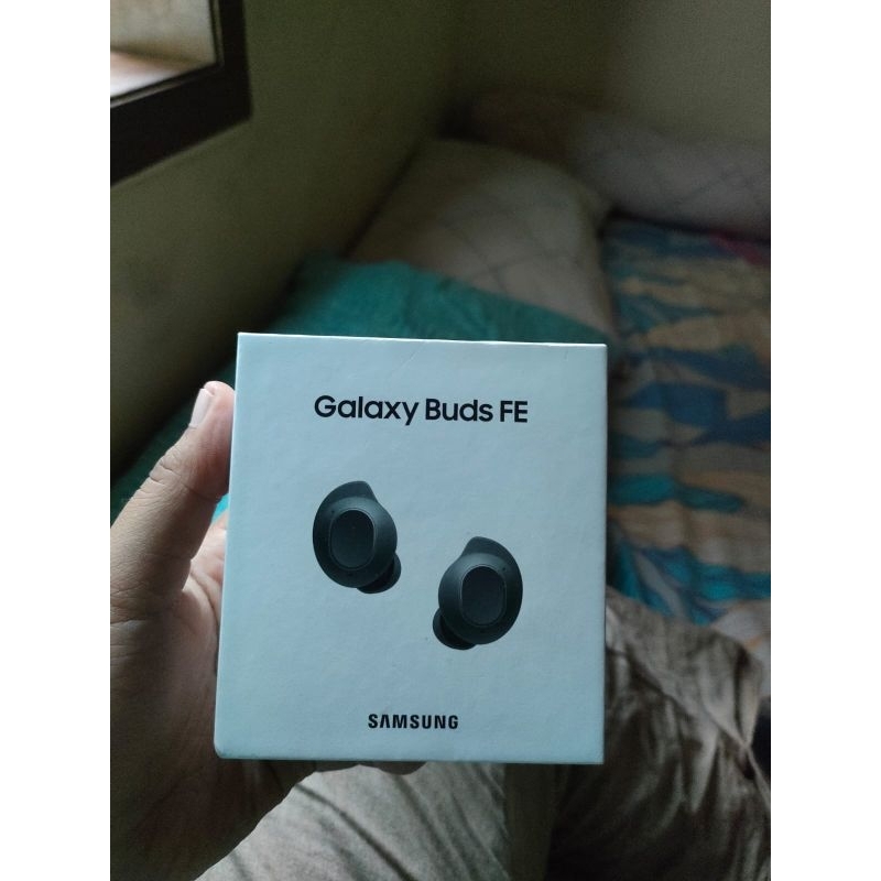 samsung galaxy buds FE