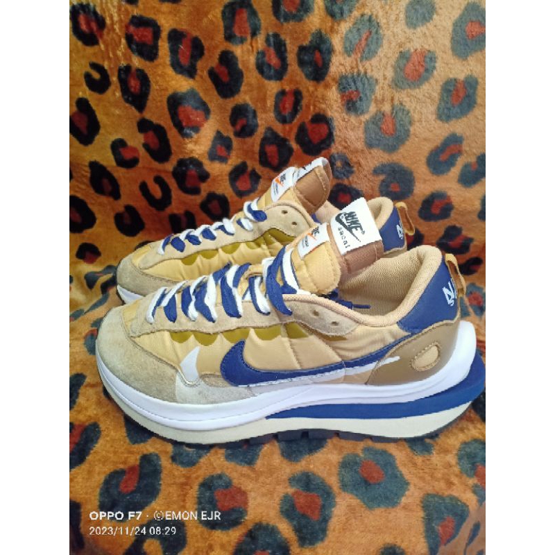 #127 Sepatu Second Nike