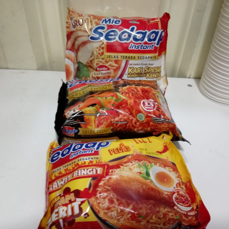

Mie sedaap goreng selection kemasan 85 gram
