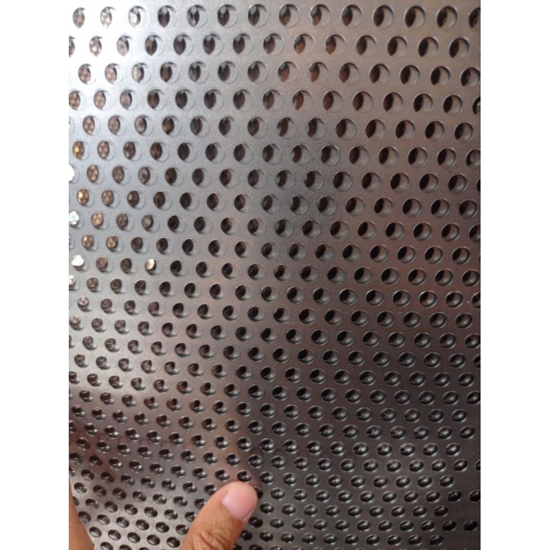 Ram grill lubang 4mm tebal 1mm uk. 80x40cm