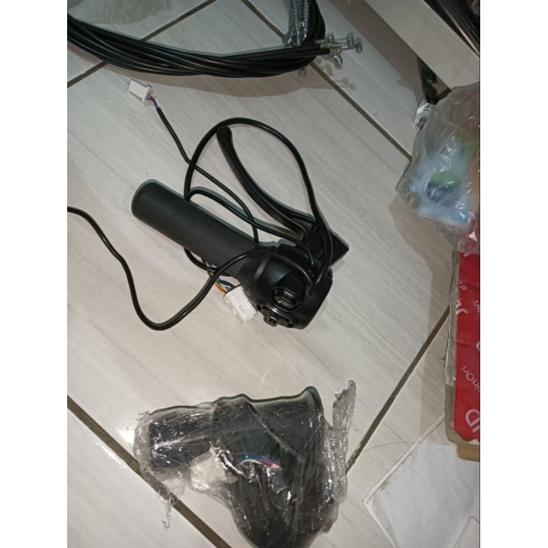 HANDLE GAS MOTOR LISTRIK UWINFLY LN PRO