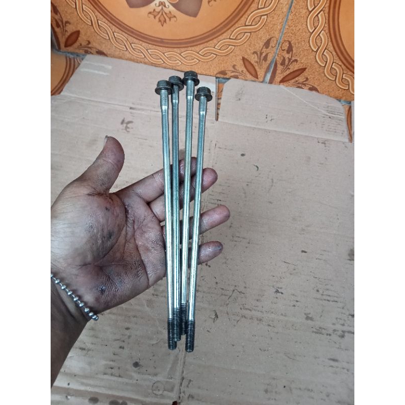 Baut tusuk sate/head yamaha scorpio original (hrga 4 biji)