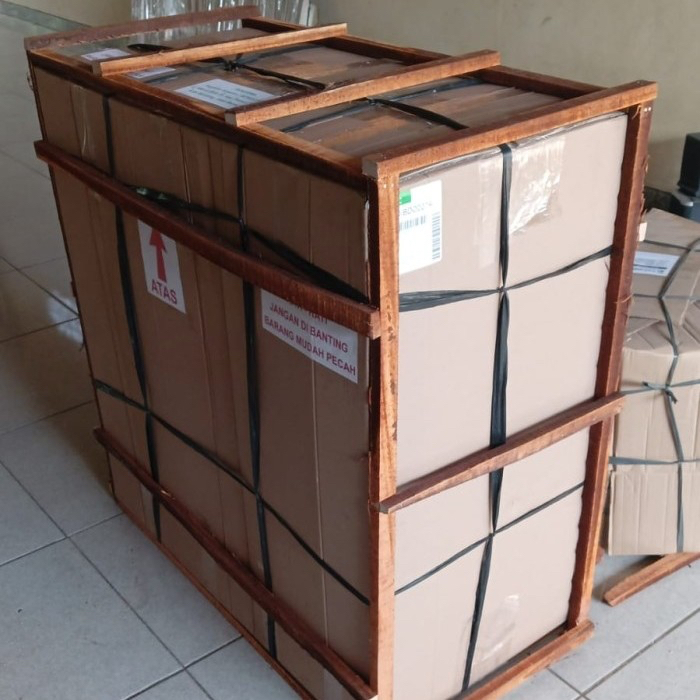 Packing Extra Furniture - Palet Kayu & Dus Tebal