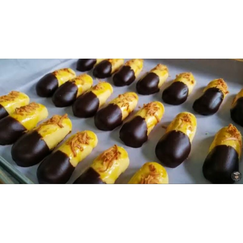 

kue kastengel coklat