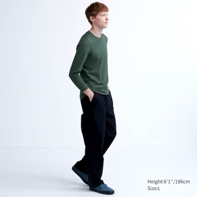 Men Uniqlo Tshirt Heattech Extra Warm Crew Neck