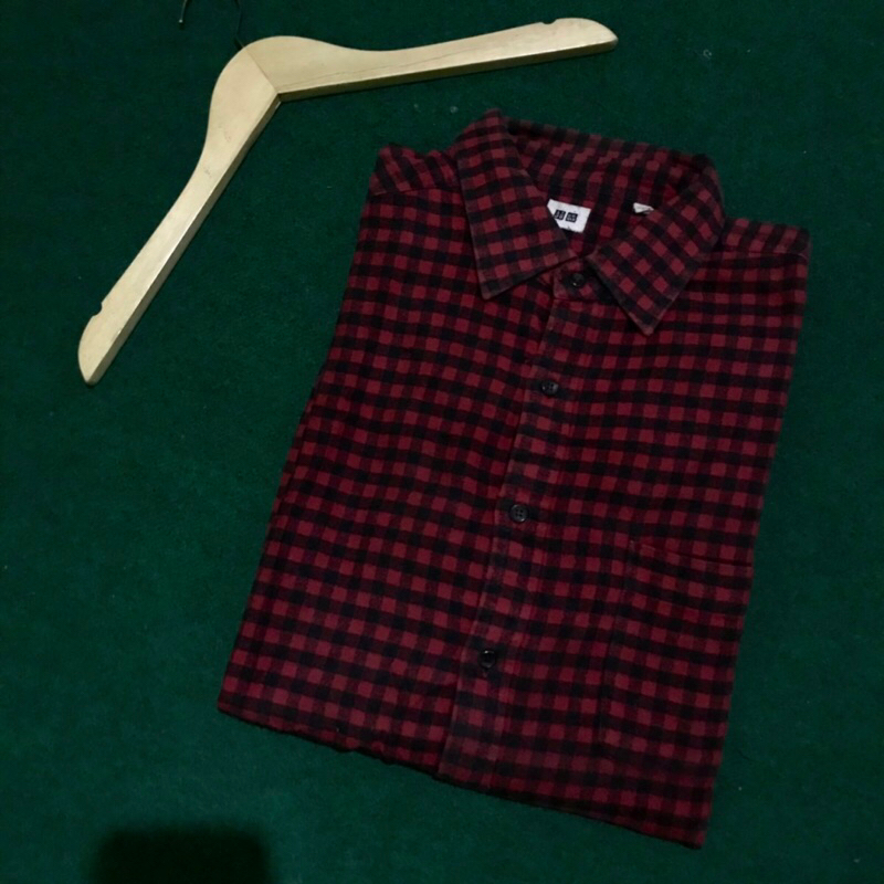 Kemeja Flanel Uniqlo Branded original kotak-kotak bukan Motif Veterano