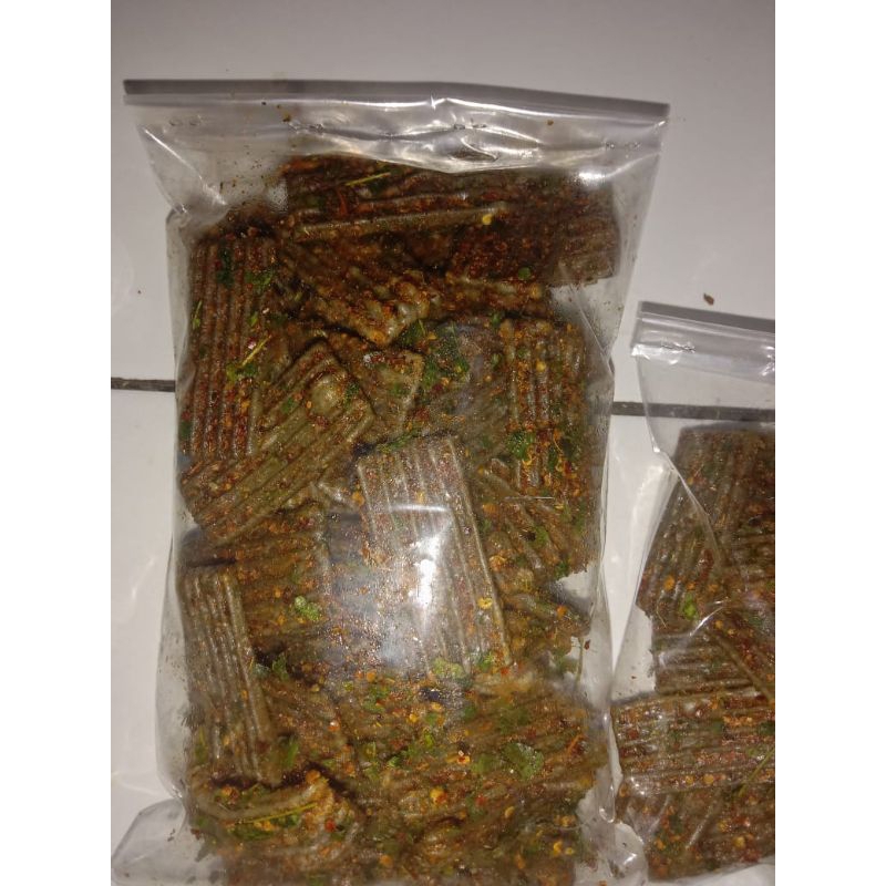 

krupuk jengkol pedas daun jeruk