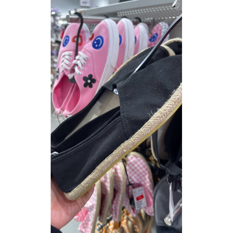 sepatu  h&m