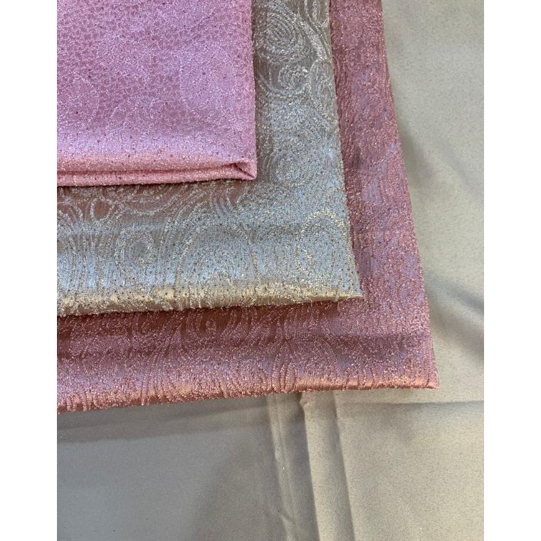 KAIN JAGUAR SILK GLITER JAGUAR SILK MOTIF UNTUK GAMIS, KEBAYA, KEMEJA