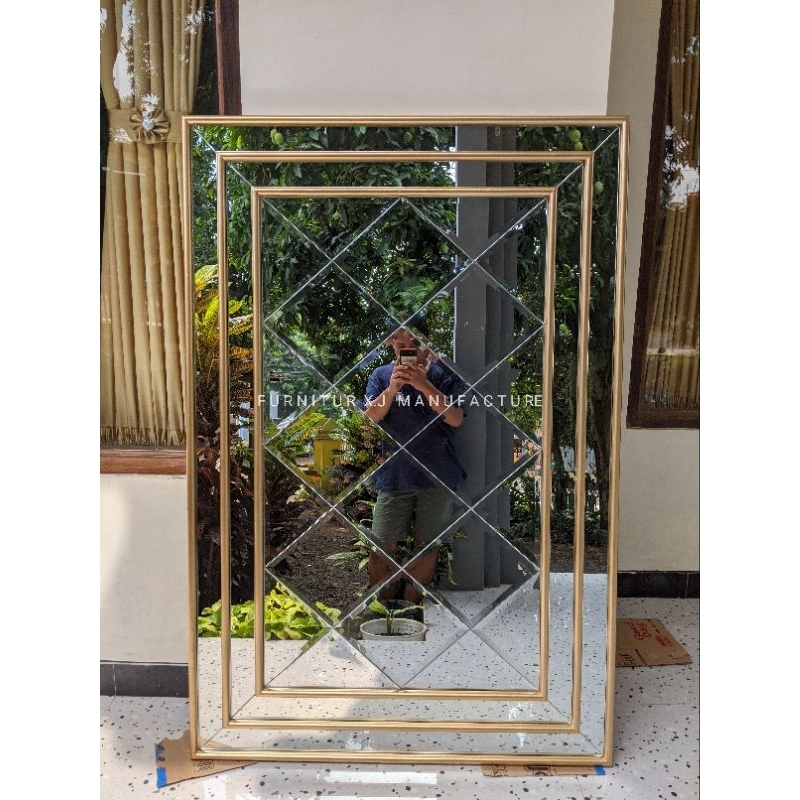 CERMIN DINDING MINIMALIS KOTAK DEKORASI BESAR, CERMIN HIAS DINDING BESAR