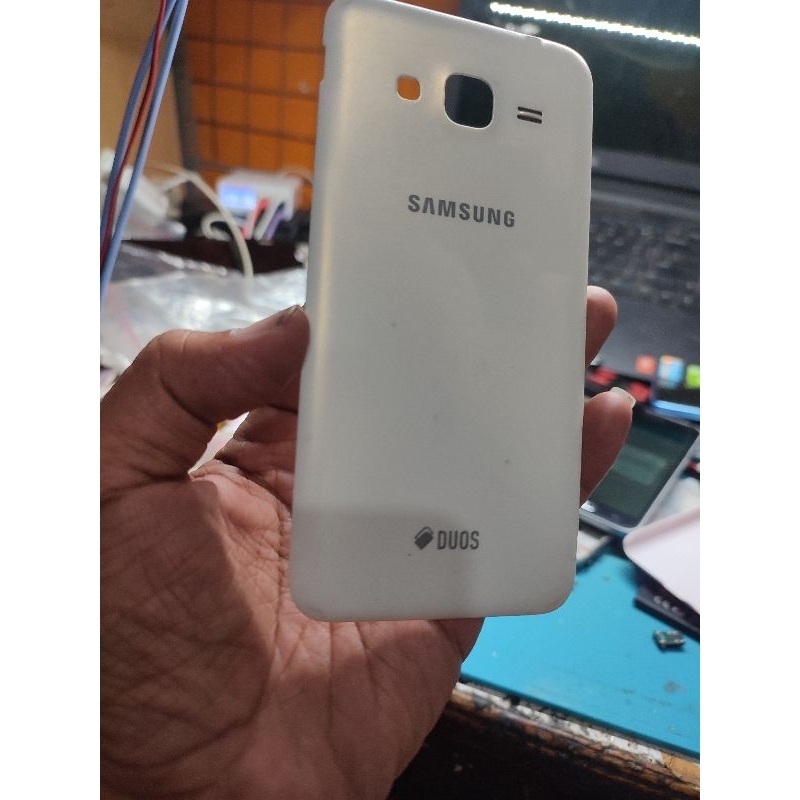 BACKDORE/TUTUP HP SAMSUNG J320/J3 2016