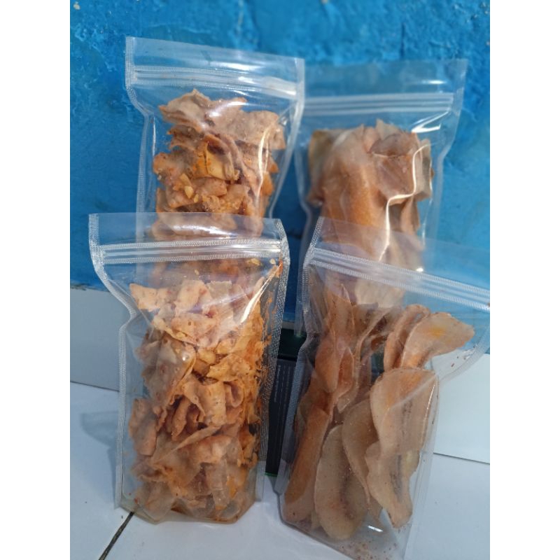 

keripik pisang, pangsit,kentang ubi varian rasa 1kg