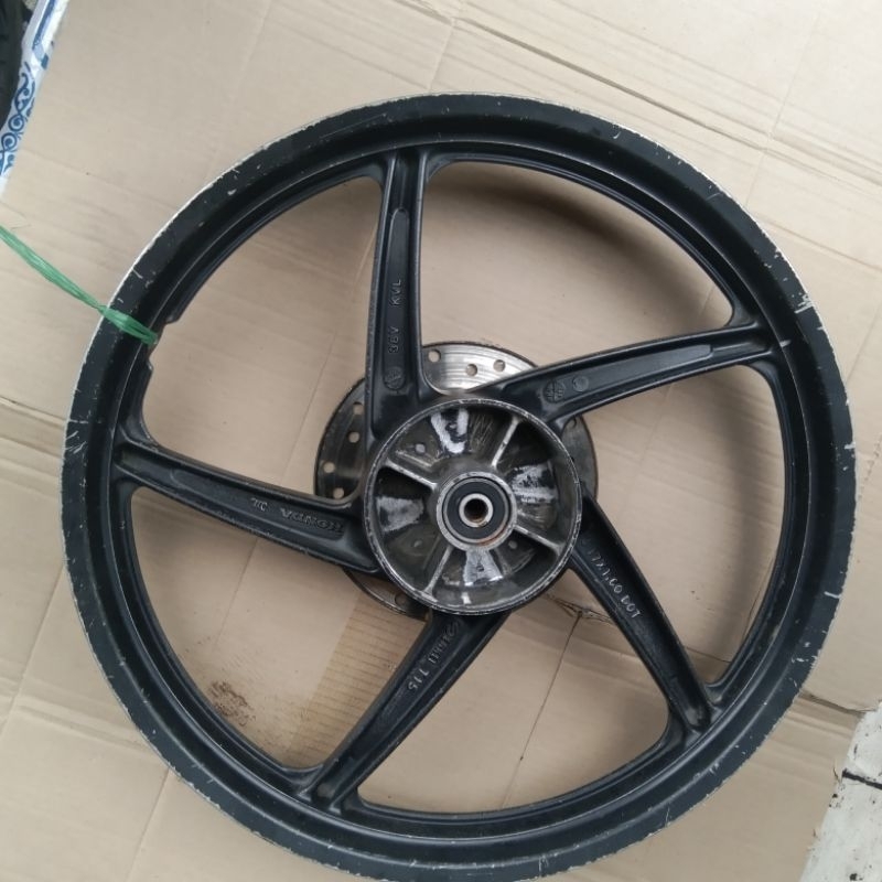 velek pelek resing belakang cakram doubeldis  Supra x125 bled new asli copotan