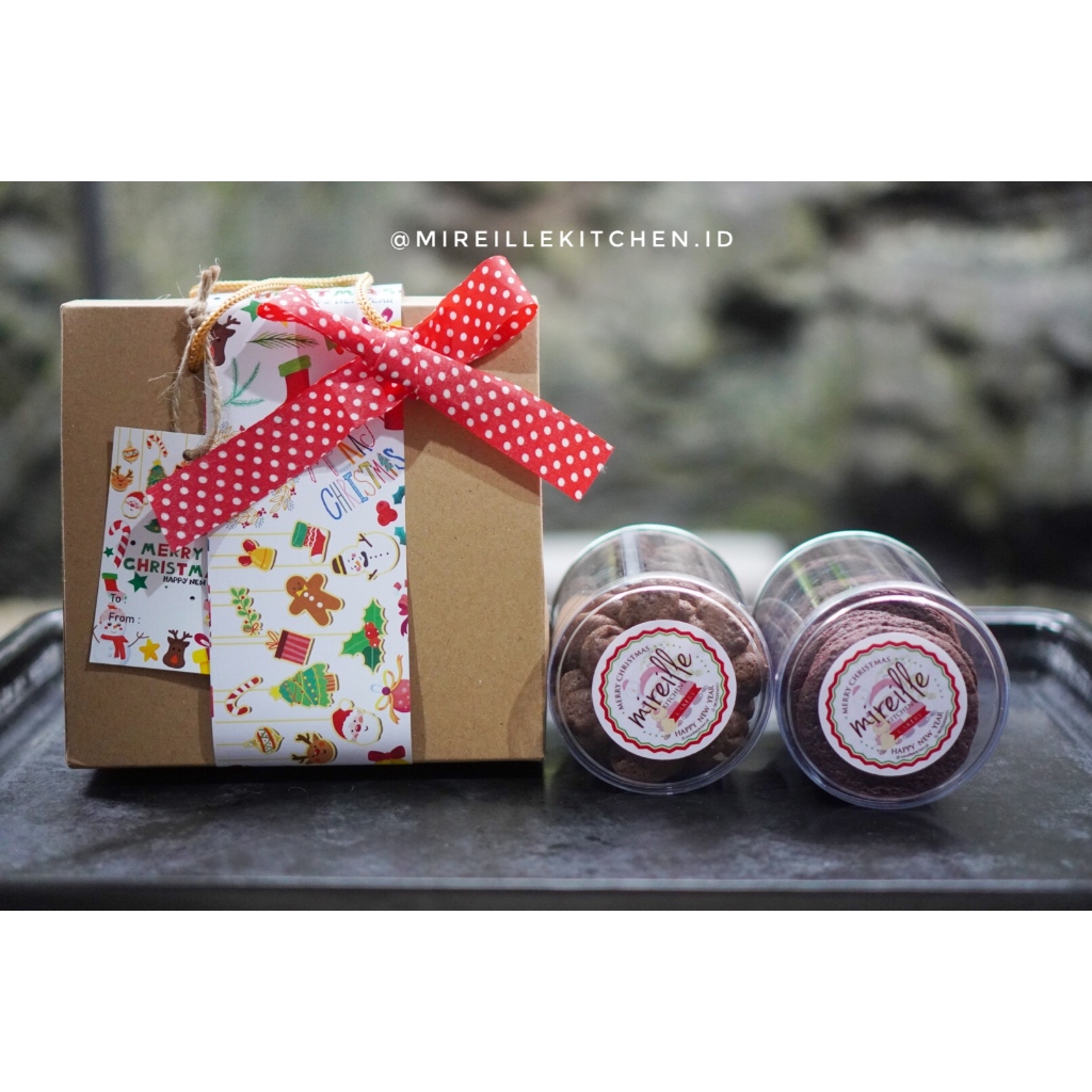 

Christmas Box Double 10cm