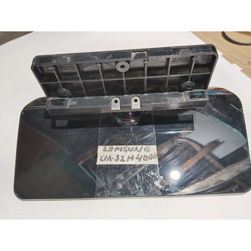 STAND KAKI TV SAMSUNG UA32H4000AR