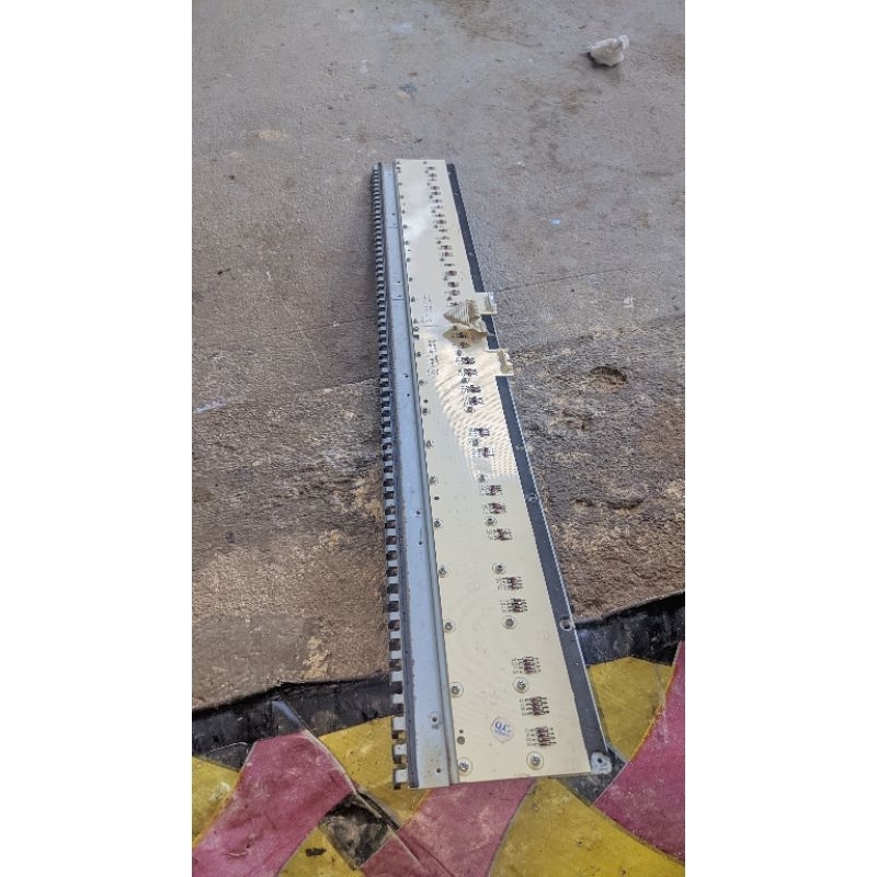 Tuts Korg pa50 fullset + karet+besi