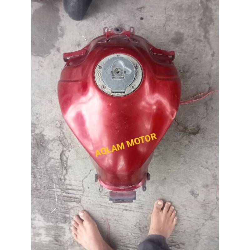 Tangki bensin Yamaha Vixion new,nvl,nva set fuelpump / Original copotan