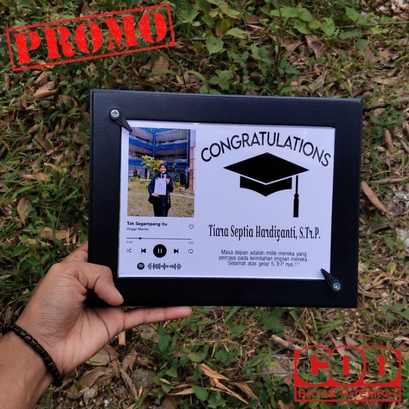 CUSTOM FRAME/BINGKAI FOTO UCAPAN WISUDA DAN ULANG TAHUN AESTHETIC