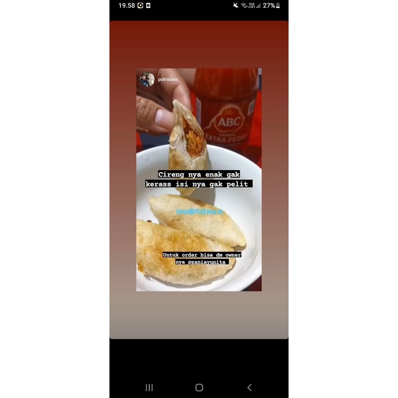 

Cireng isi ayam suwir mercon