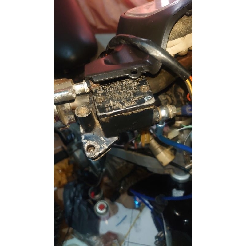 Master Rem depan satria hiu lumba original copotan