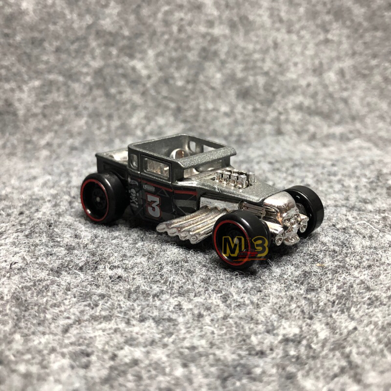 Hot Wheels Bone Shaker