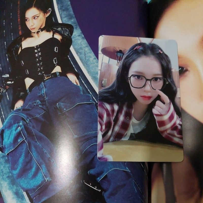 Aespa My World Official Karina Photocard POB yzy Yizhiyu With Fans