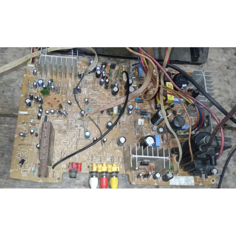 MESIN TV TABUNG POLYTRON USLIM 21"