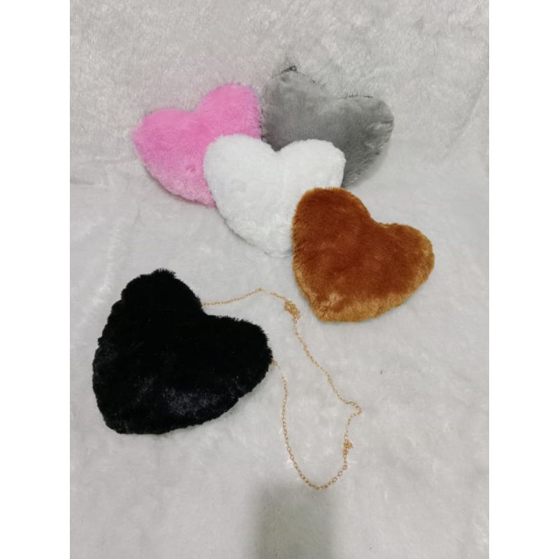 tas selempang love bulu, tas selempang wanita lucu