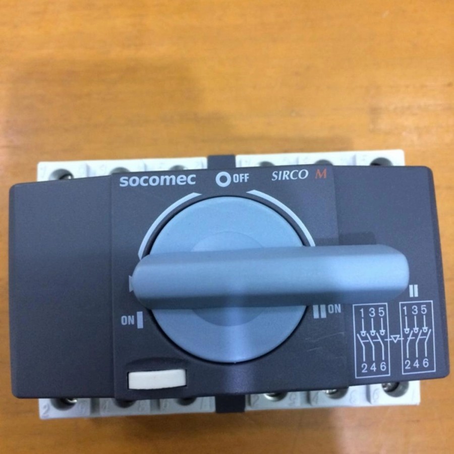 COS Change Over Switch Ohm Saklar 3P 40A