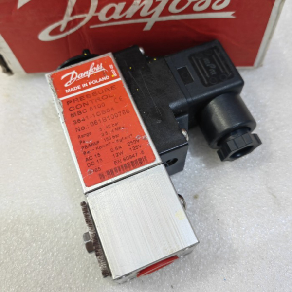 

Jual Pressure Switch MBC 5100 Danfoss 061B100766 MBC5100 40Bar Berkualitas