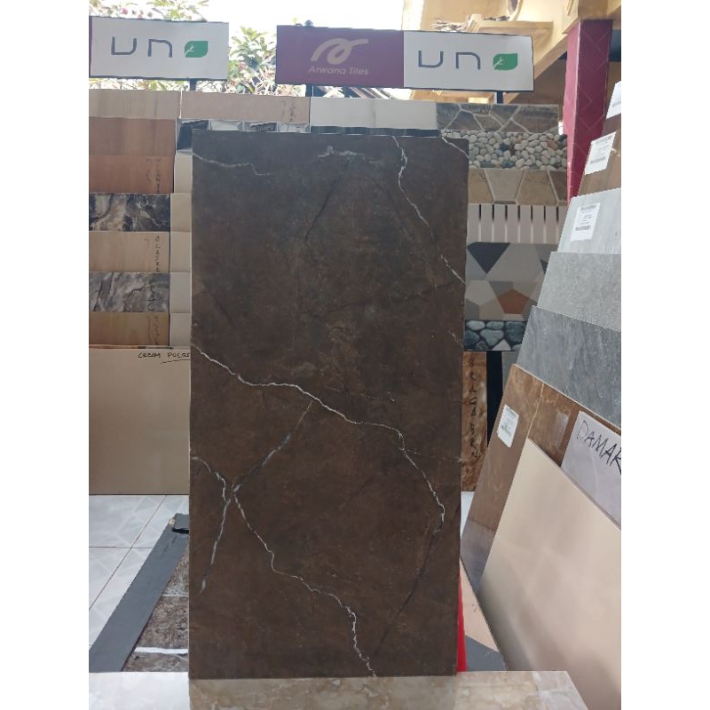 Keramik Dinding 30x60 Dark Grey