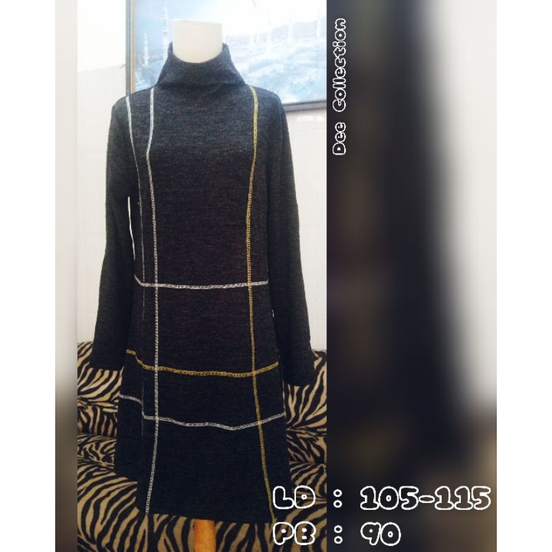 Kaos Tunik Rajut Hitam Turtleneck