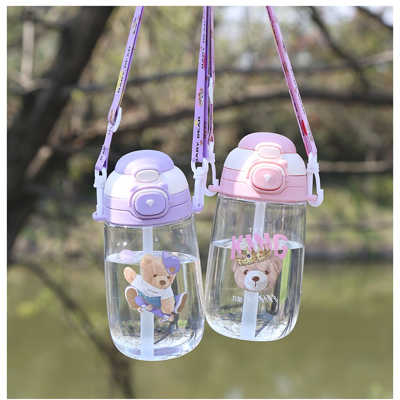 Botol Minum Anak Gambar Bayi Beruang Lucu 600ml + Tali  Dan Sedotan FREE BOX